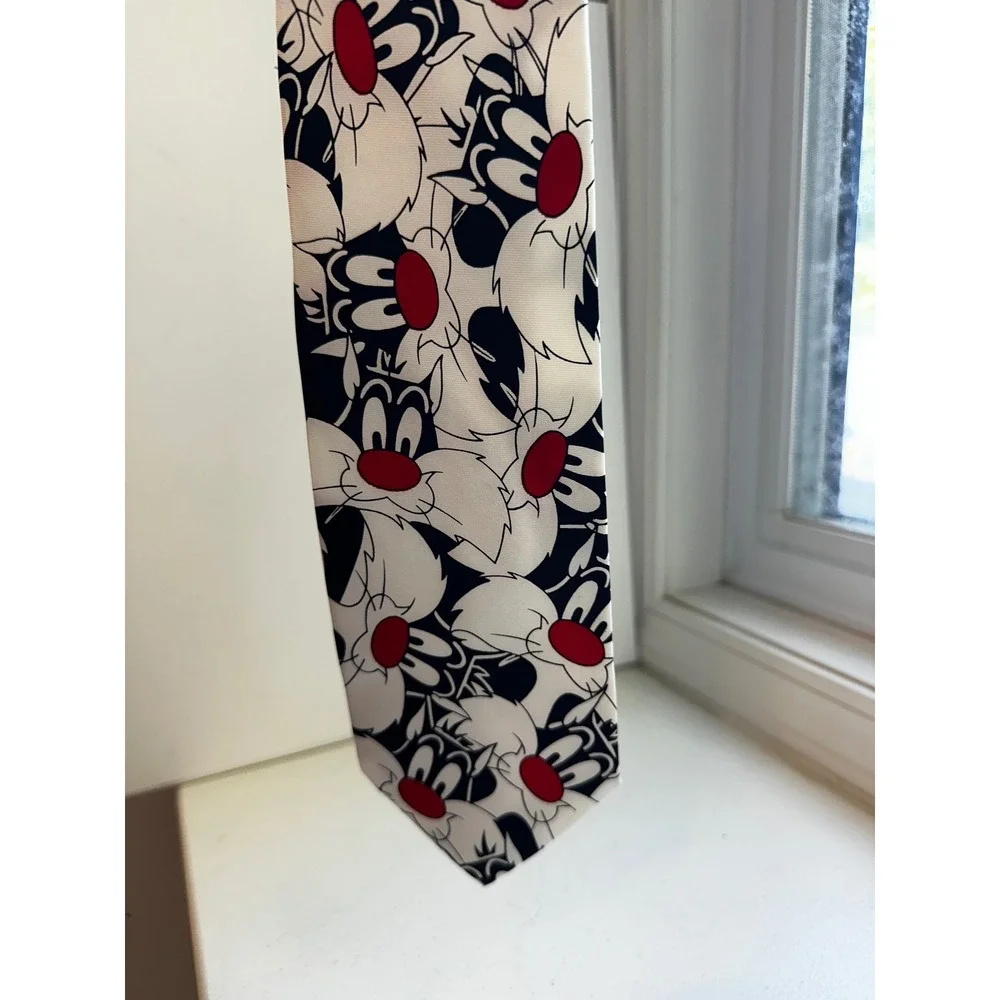 Vintage 1992 Looney Tunes Sylvester the Cat Silk Tie Balancine Black White Red